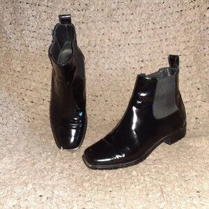 MAXMARA-Black Patent Leather Ankle Boots-Pull-On-Sz 36/6-Excellent